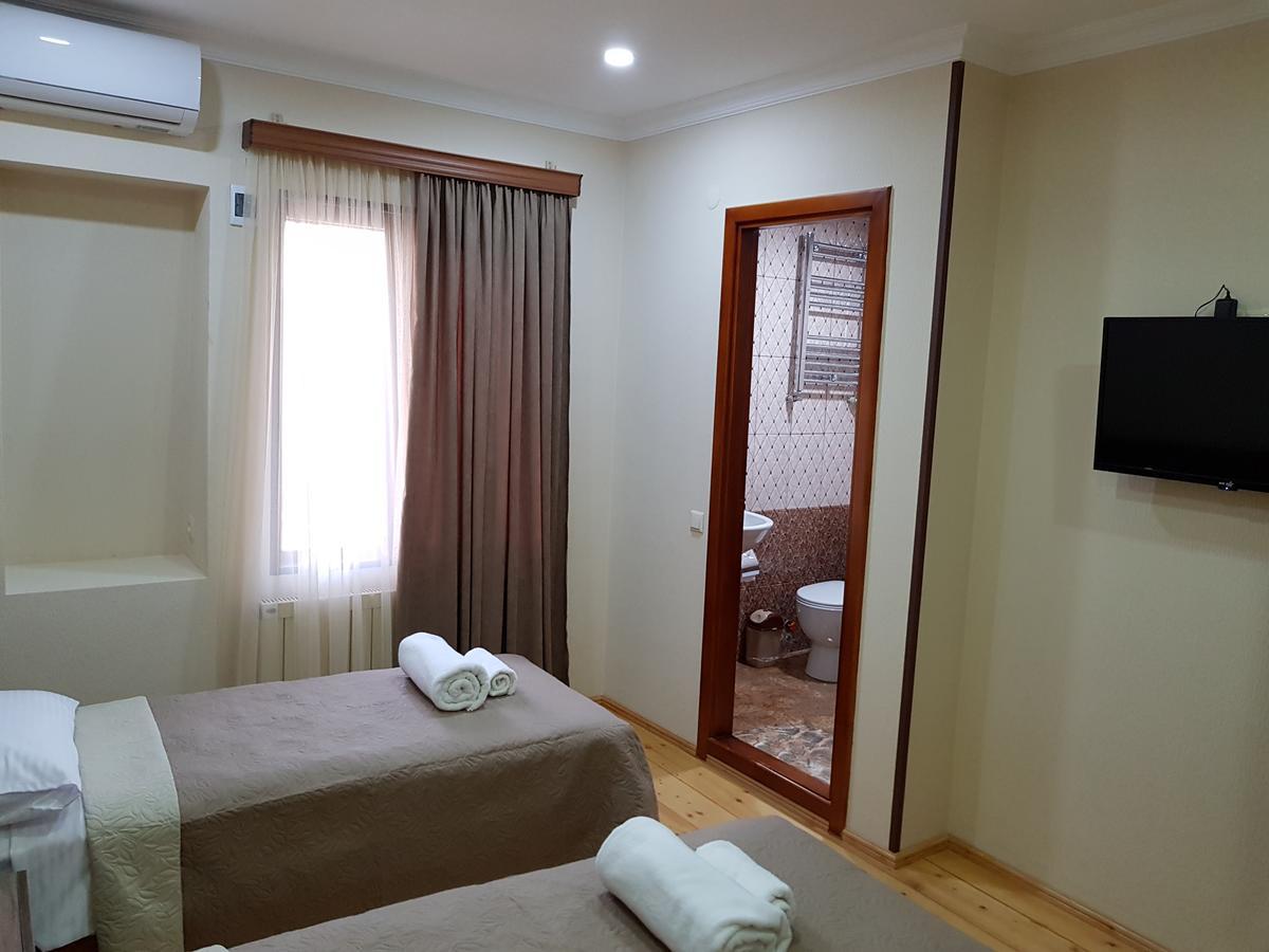 Hotel Villa Kutaisi Ngoại thất bức ảnh